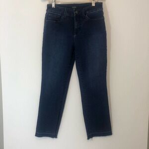 𝅺NYDJ Marilyn Ankle Jeans released hem floral detai